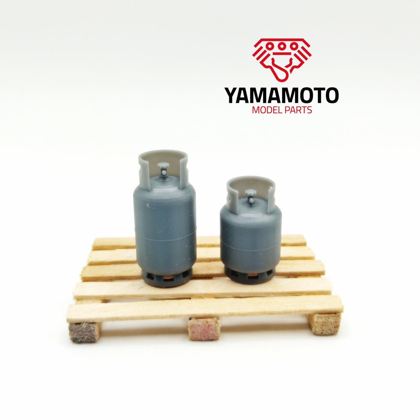 GAS CYLINDERS