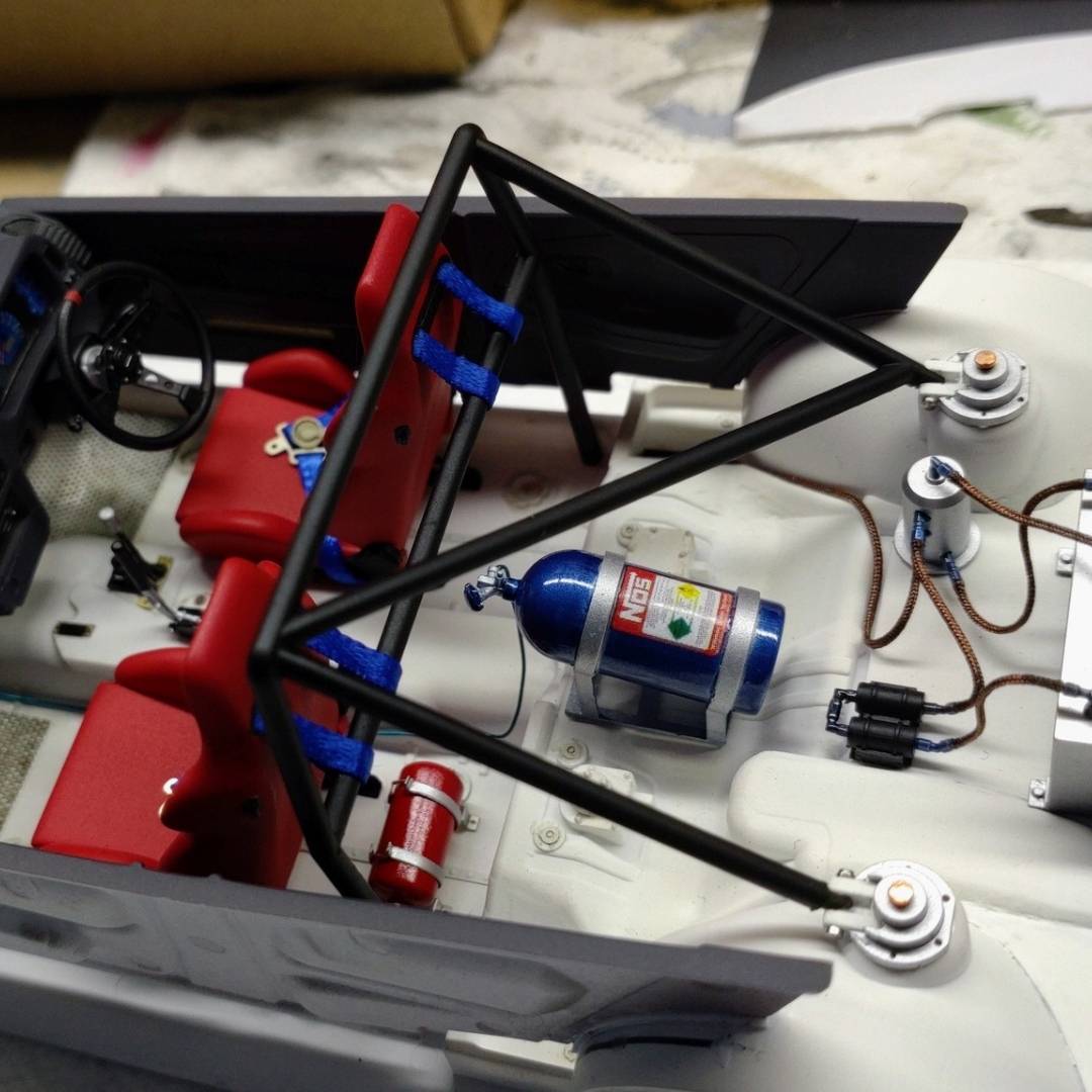 NITROUS BOTTLE WITH BRACKET