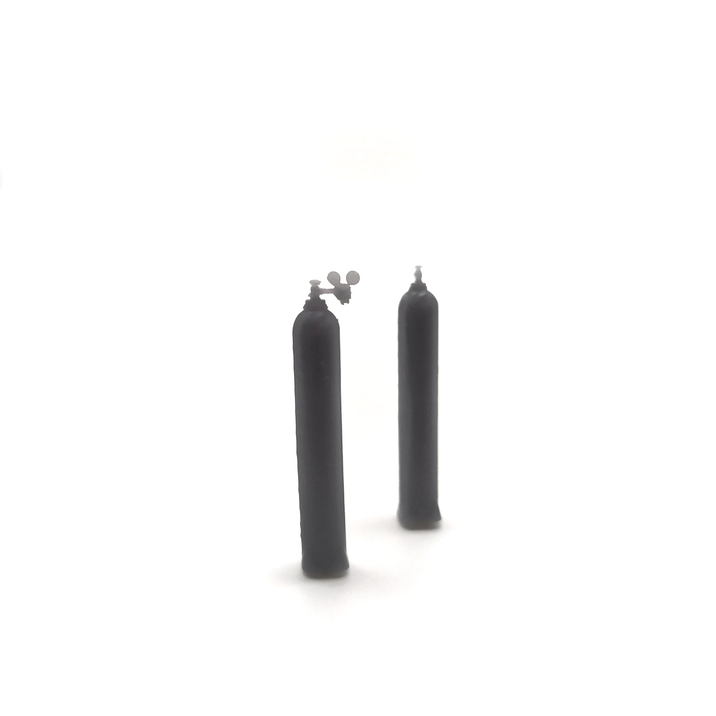 WELDING GAS CYLINDERS