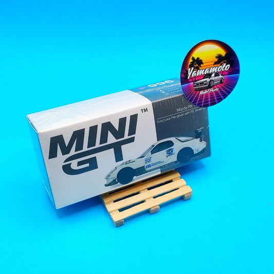 MINI GT MAZDA RX-7 RE Amemiya 2004 White 1:64